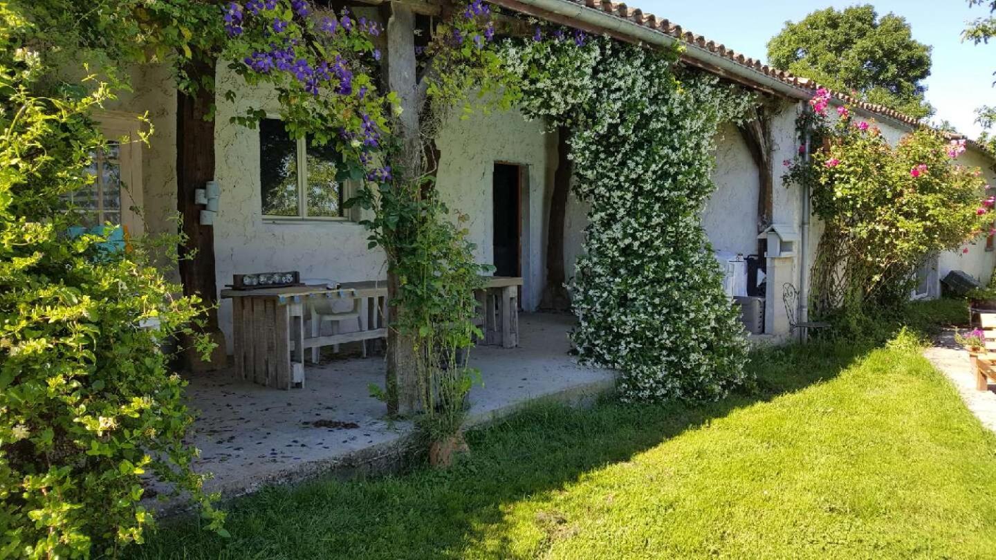 Clos De La Source Saint-Martin-du-Bois  Eksteriør bilde